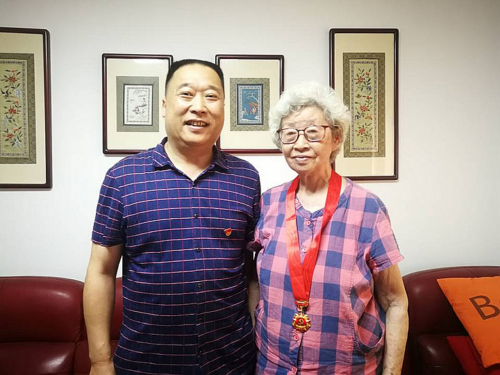 2de17d8776c94bcfb4a8b4500a32612d.jpg 2de17d8776c94bcfb4a8b4500a32612d.jpg