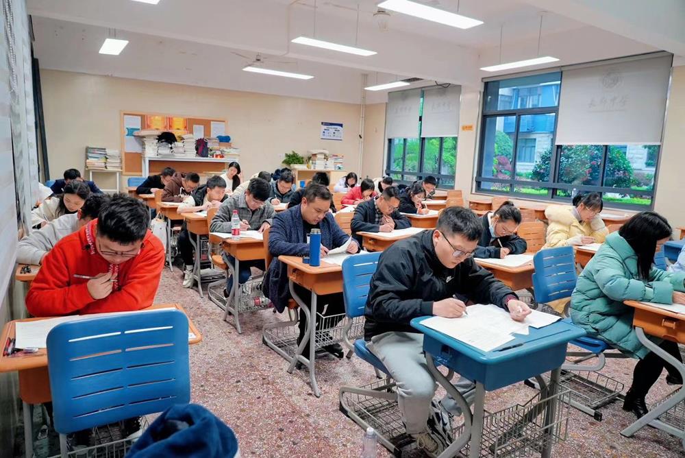 000b25f905d******865e38a5c94d6faa.jpg 000b25f905d******865e38a5c94d6faa.jpg