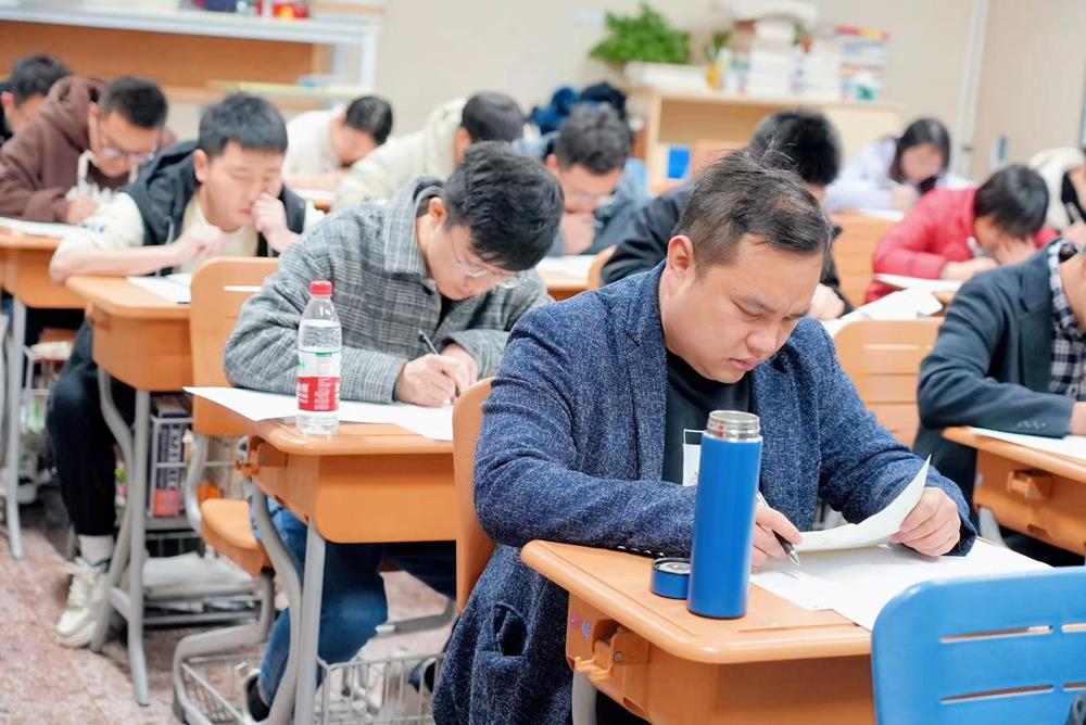 1e6b2320bb734b6c961eaf9490d8be5e.jpg 1e6b2320bb734b6c961eaf9490d8be5e.jpg