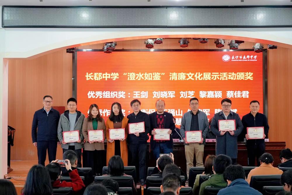 8b21b716d1b5491a9ae20d7ca36317f4.jpg 8b21b716d1b5491a9ae20d7ca36317f4.jpg