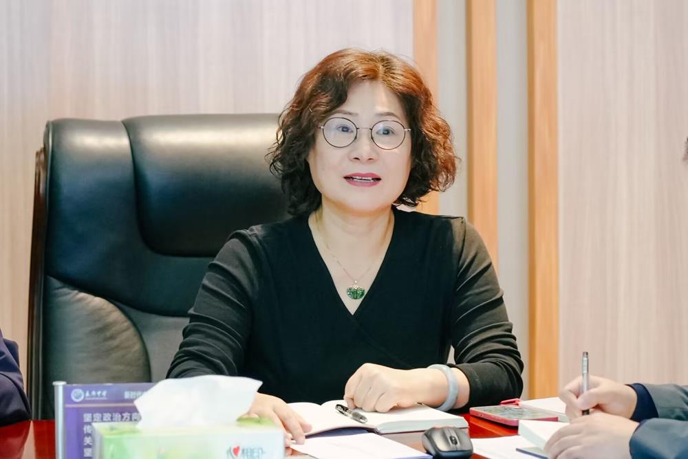 c17d15255e4d48fbb72882f5591fa831.jpg c17d15255e4d48fbb72882f5591fa831.jpg