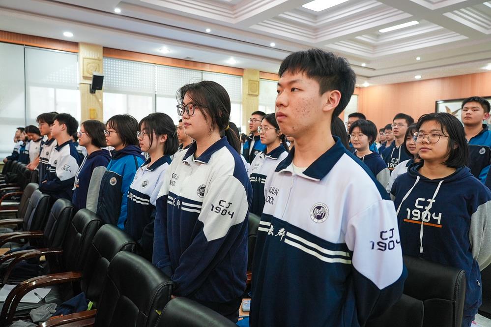 a2792b4f896743b992d571481f73b003.jpg a2792b4f896743b992d571481f73b003.jpg