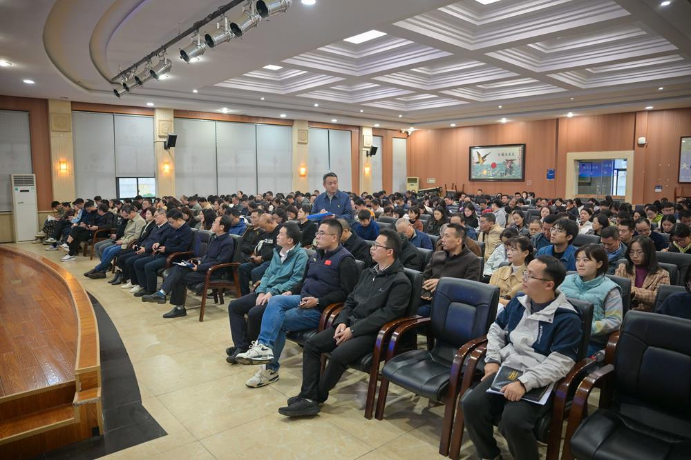 c92fc094fbb14cd68b1d46b72a7794ec.jpg c92fc094fbb14cd68b1d46b72a7794ec.jpg