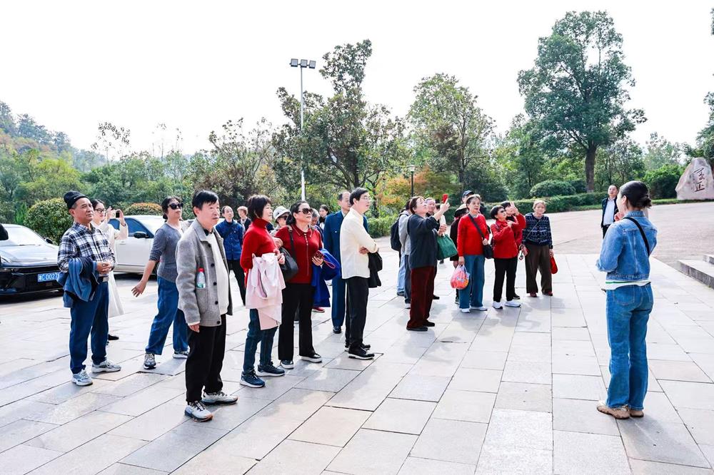 83a8b9d2c60c45e5a2025b2754844003.jpg 83a8b9d2c60c45e5a2025b2754844003.jpg