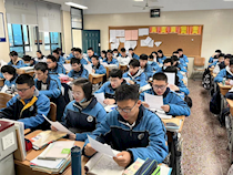 【宪法宣传周系列活动】深入学习宪法精神