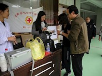 用青春的心，做温暖的事——记校红十字会校运会医疗救护